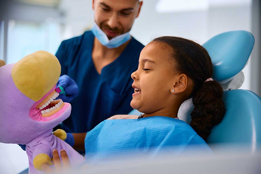 What happens during your child's’ first dental check-up?