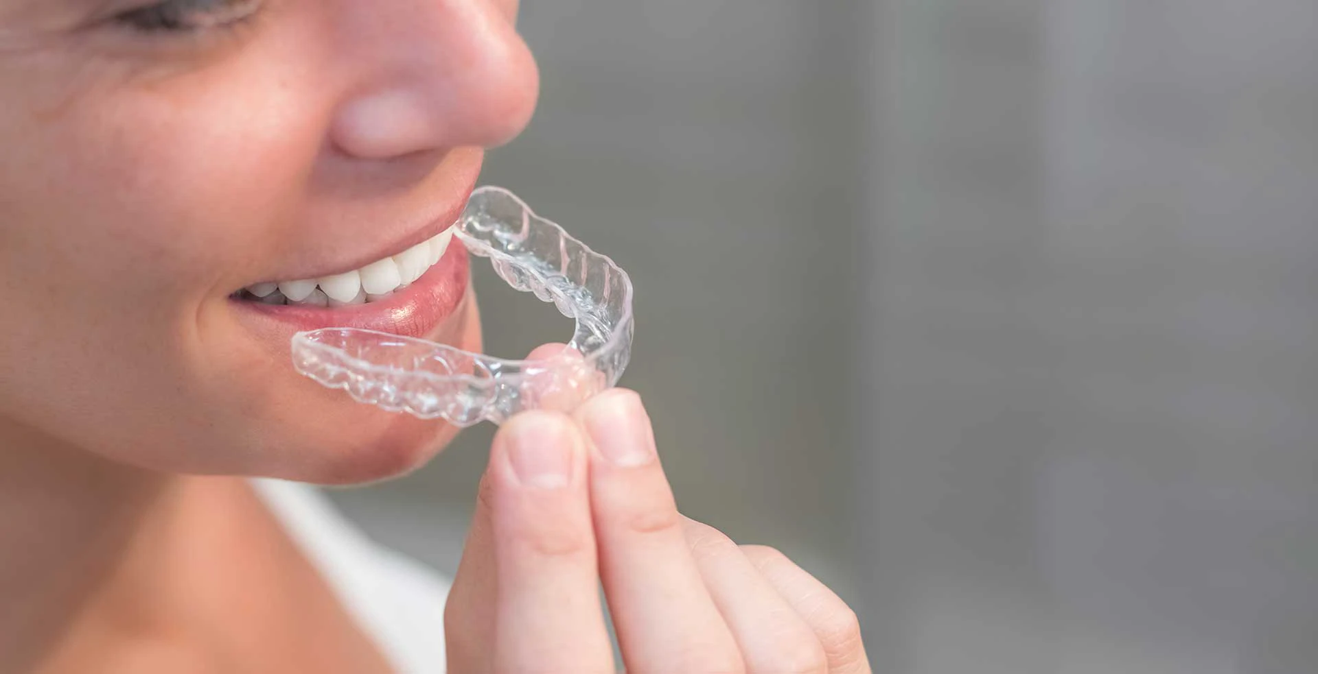 Clear aligners icon